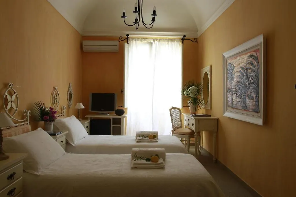 Albergo Ristorante Egadi Favignana 3*,  Italia